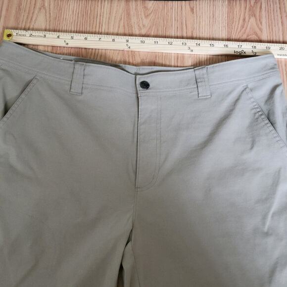 350 Columbia Mens Cargo Shorts Sz 40 - Picture 4 of 9